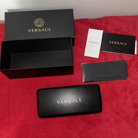 VERSACE 56mm sunglasses - Picture 6 of 8